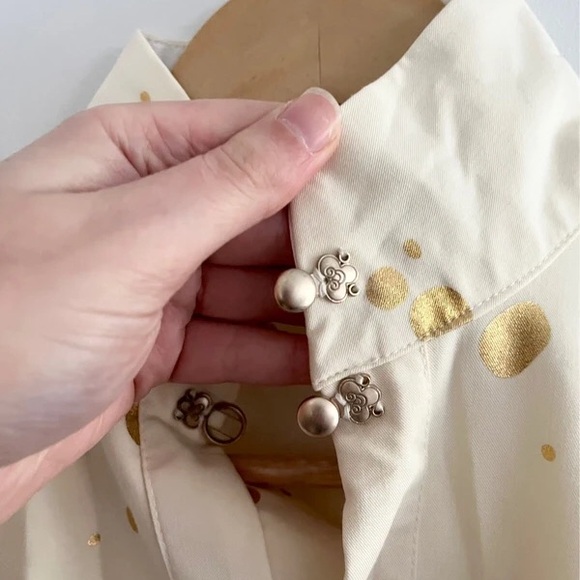 Chic Cream and Gold Women's Blouse - Picture 3 of 5